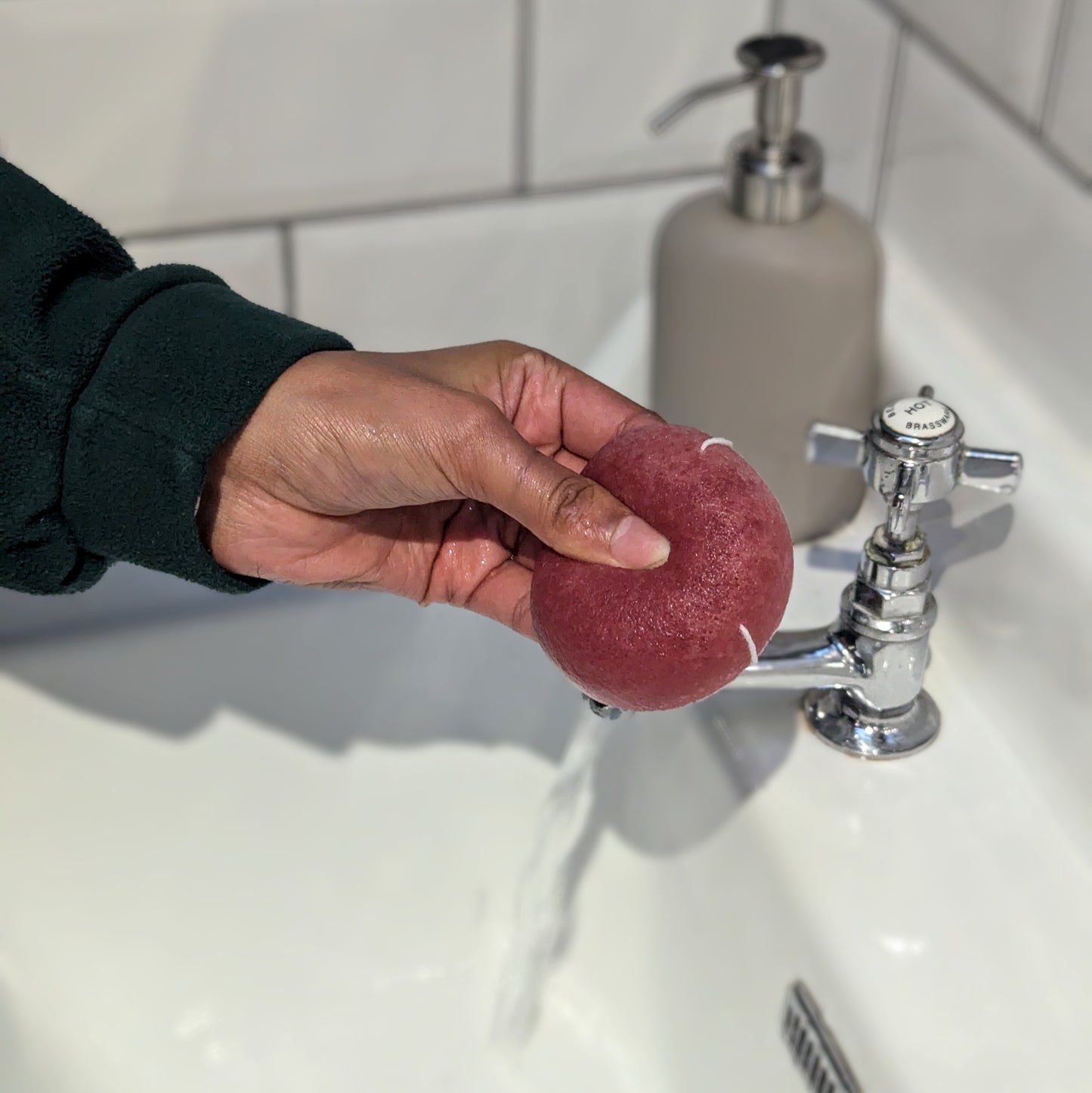 Natural Konjac Cleansing Sponge | Plant Based Natural Beauty Sponge